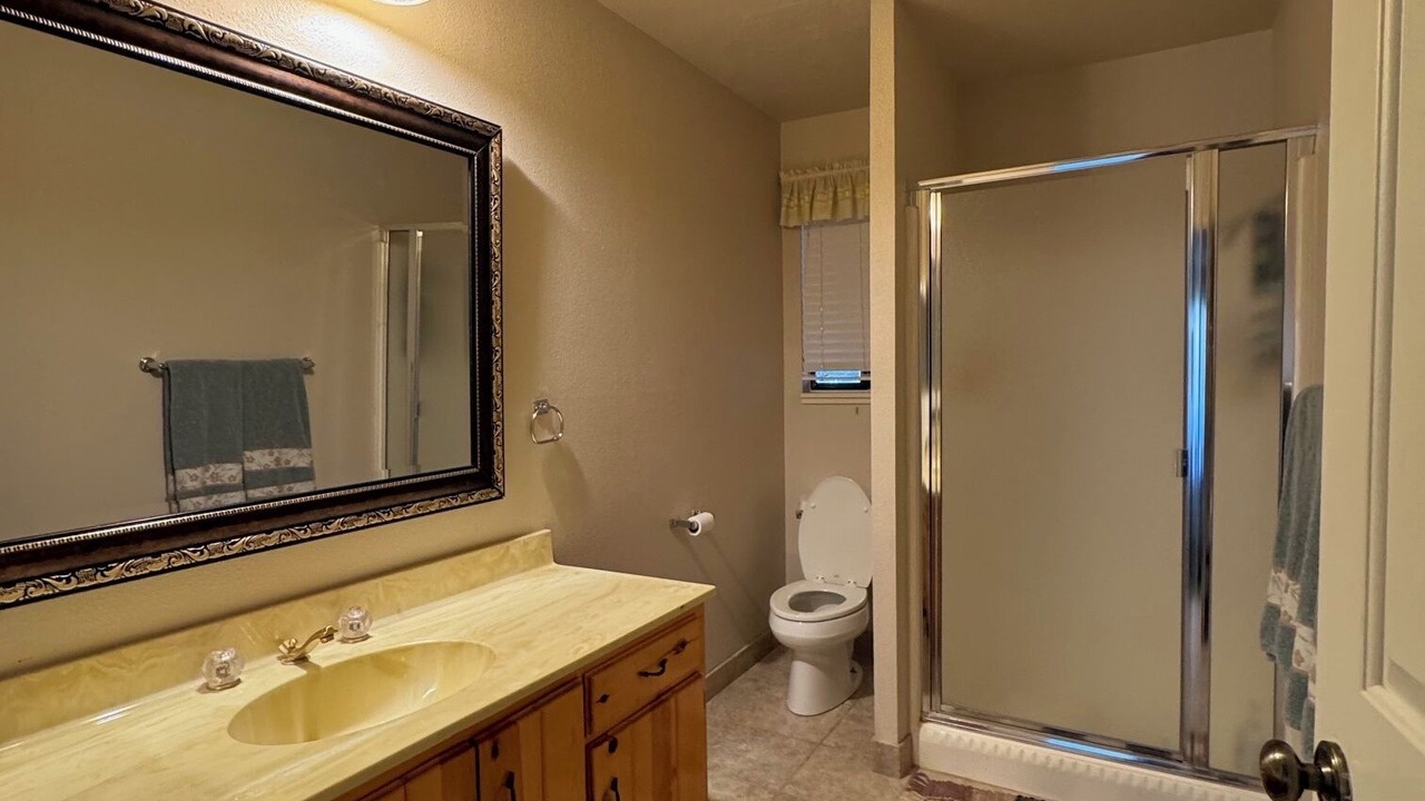 Photo of Bathroom in Oak Shores