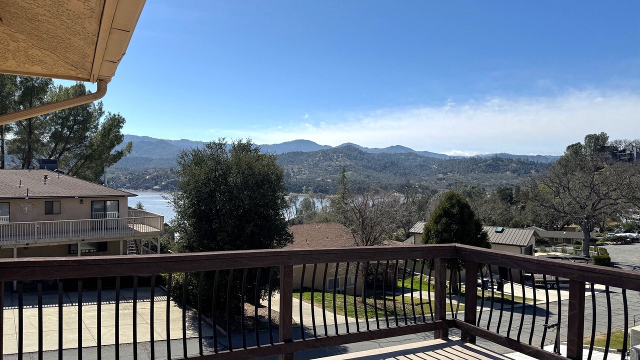 Photo of Outdoor in Oak Shores