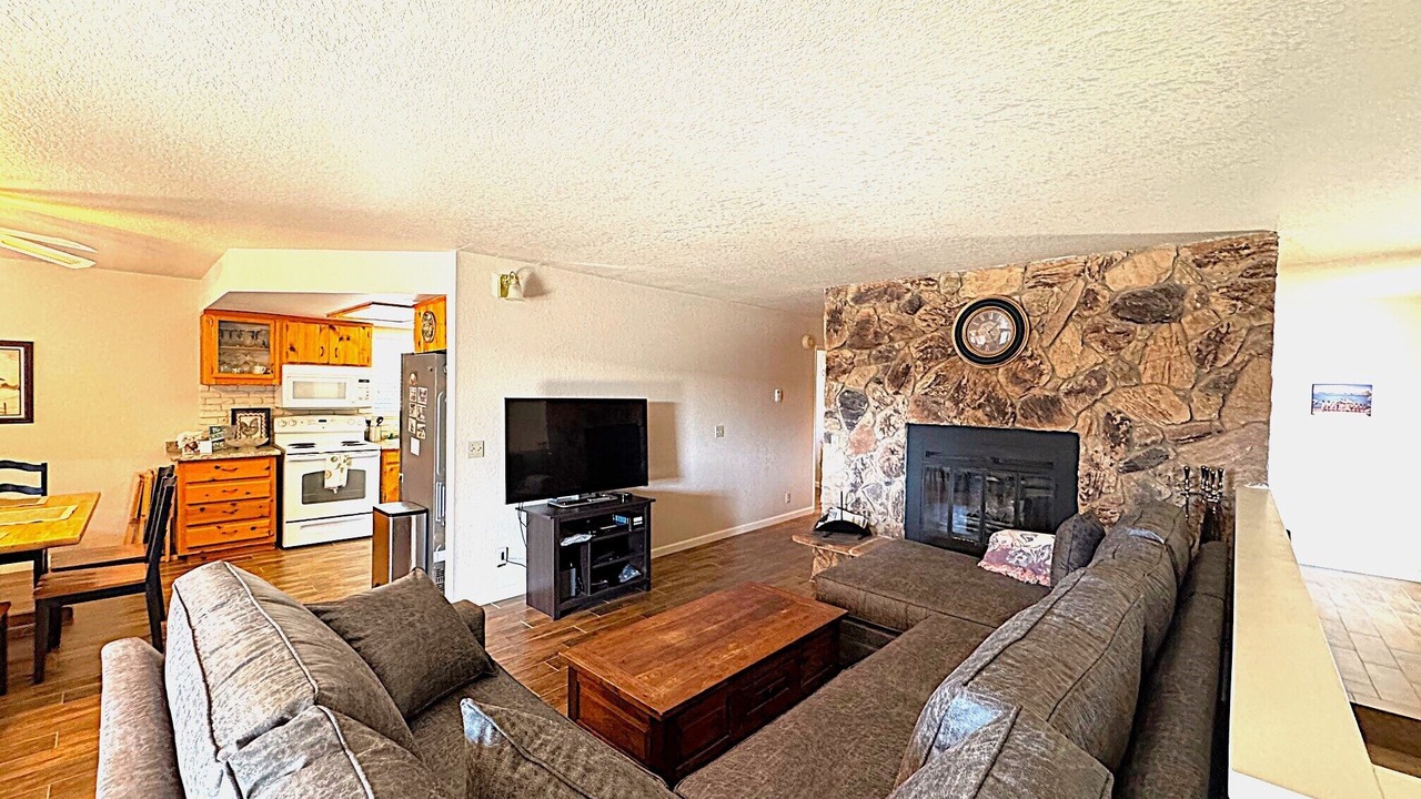Photo of Livingroom in Oak Shores