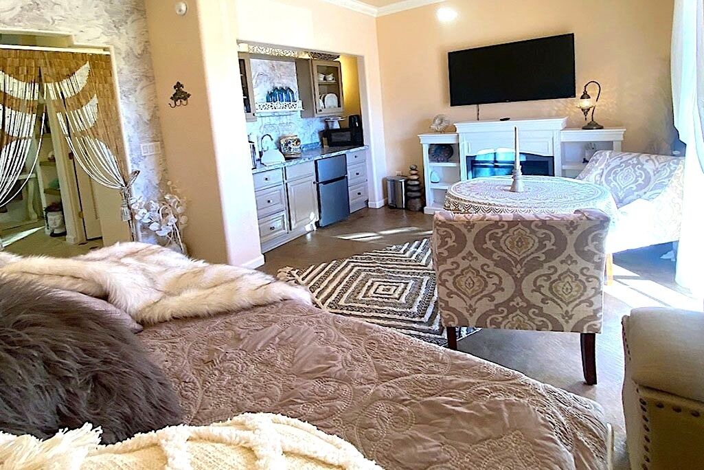 Photo of Bedroom in Desert Hills