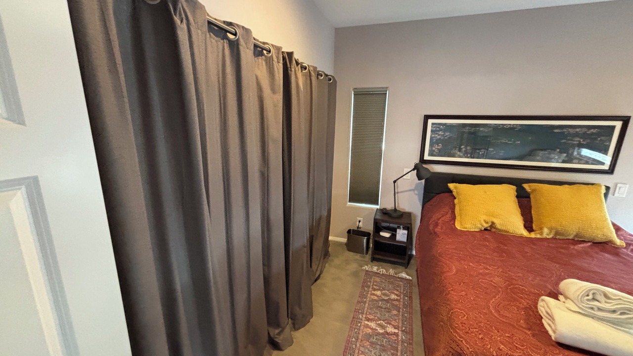 Photo of Bedroom in Golden Hill