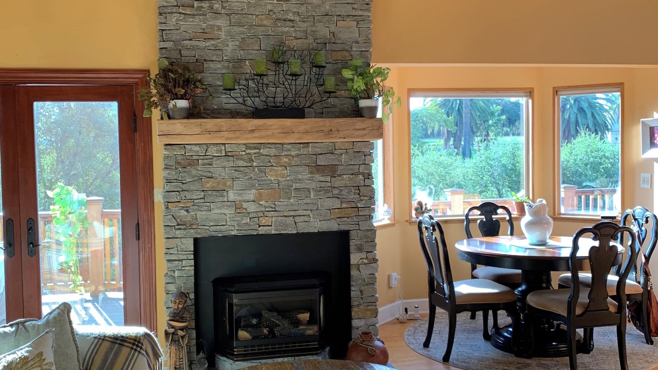 Photo of Livingroom in Petaluma