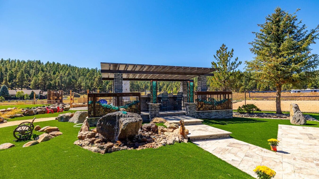 Photo of Outdoor in Baderville