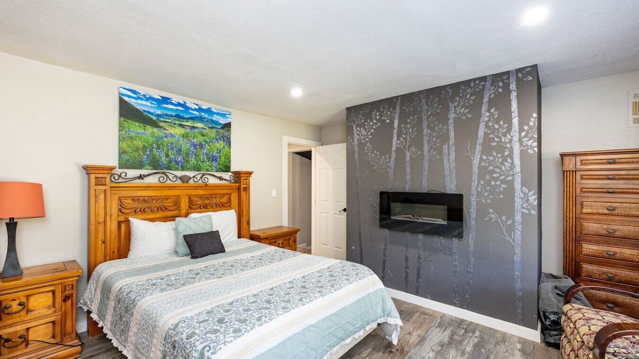 Photo of Bedroom in Baderville