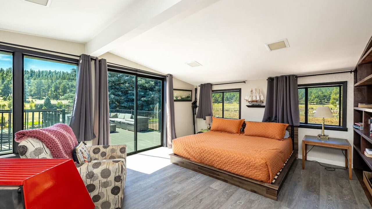 Photo of Bedroom in Baderville