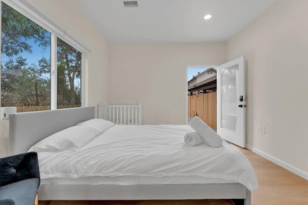 Photo of Bedroom in Mira Mesa