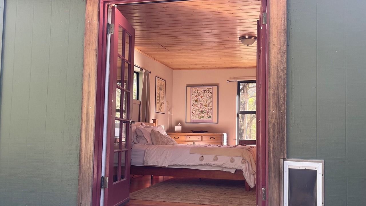 Photo of Bedroom in Grass Valley