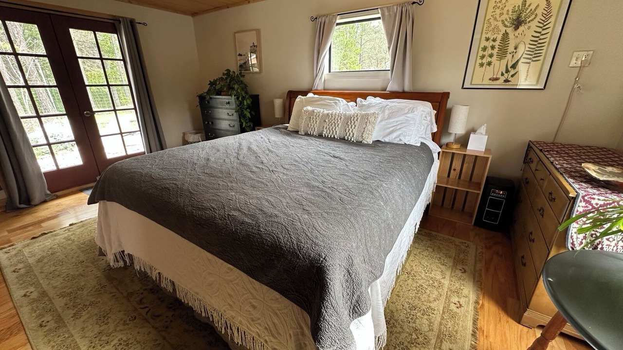 Photo of Bedroom in Grass Valley