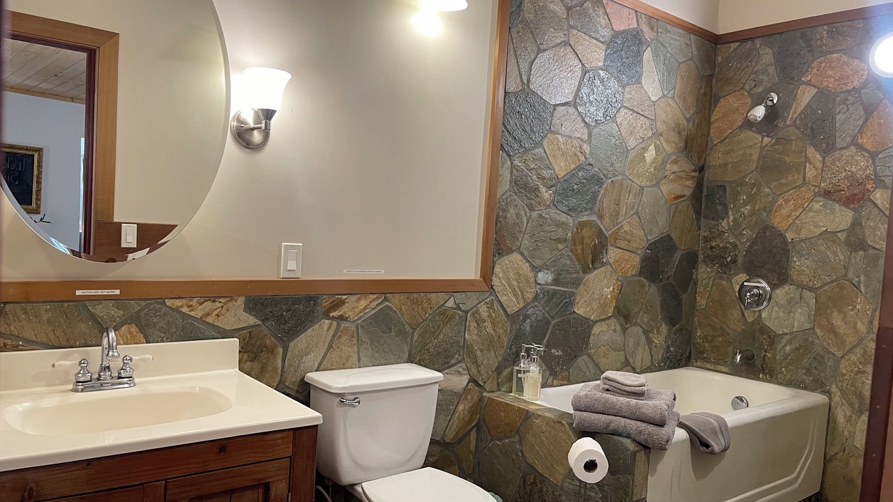 Photo of Bathroom in Grass Valley