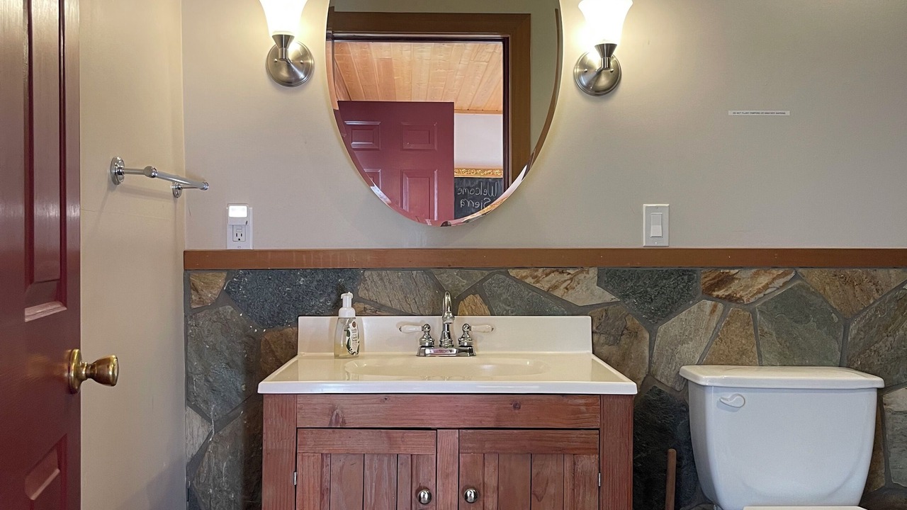 Photo of Bathroom in Grass Valley