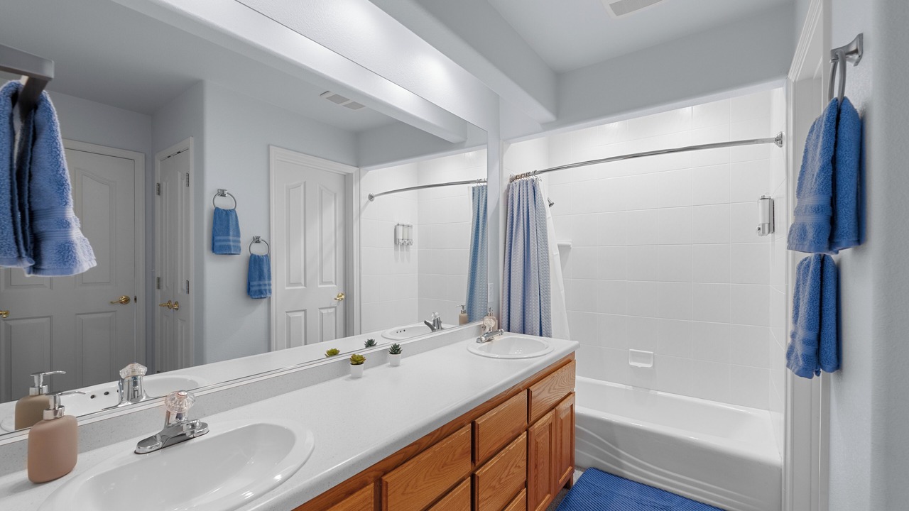 Photo of Bathroom in Lakehead