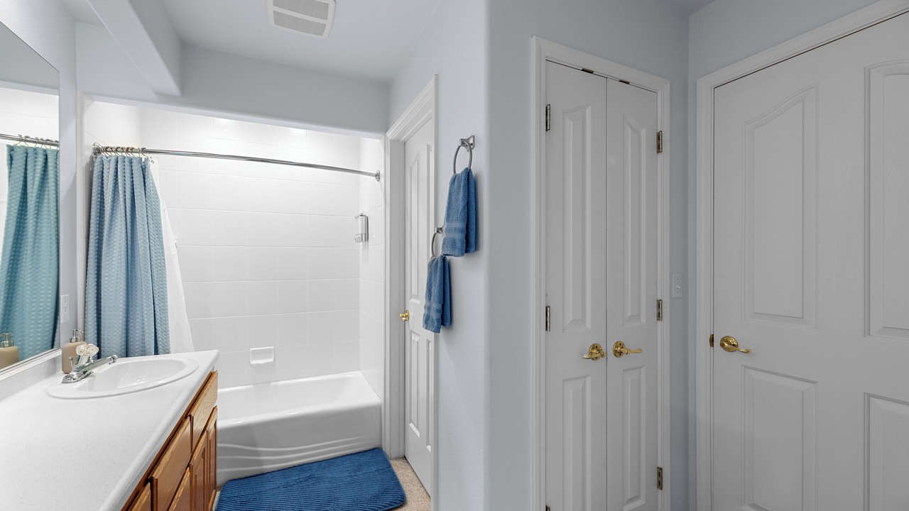 Photo of Bathroom in Lakehead