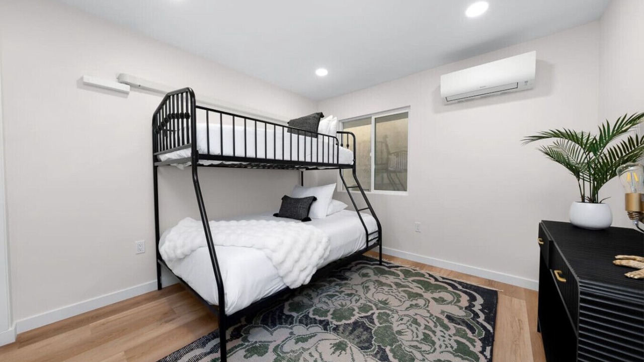 Photo of Bedroom in Mission Hills