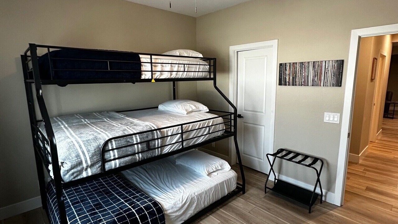 Photo of Bedroom in Foothills
