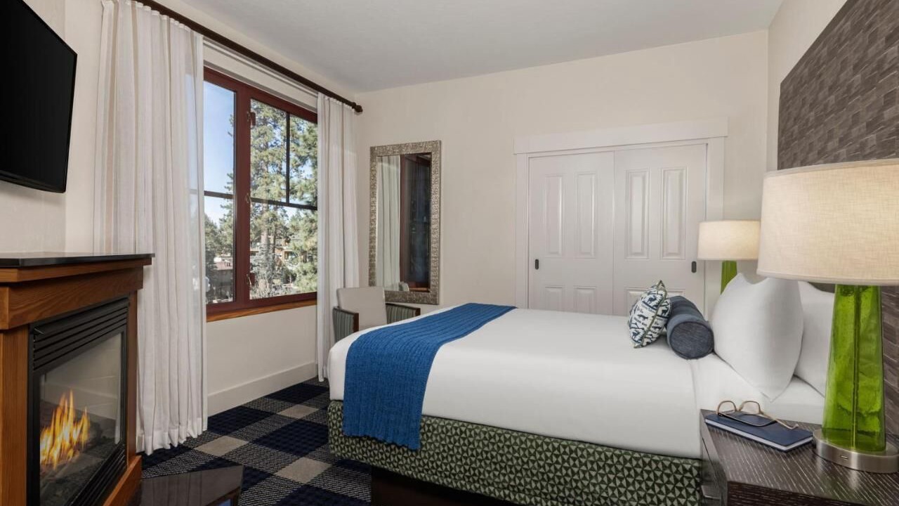 Photo of Bedroom in Lakeside Park