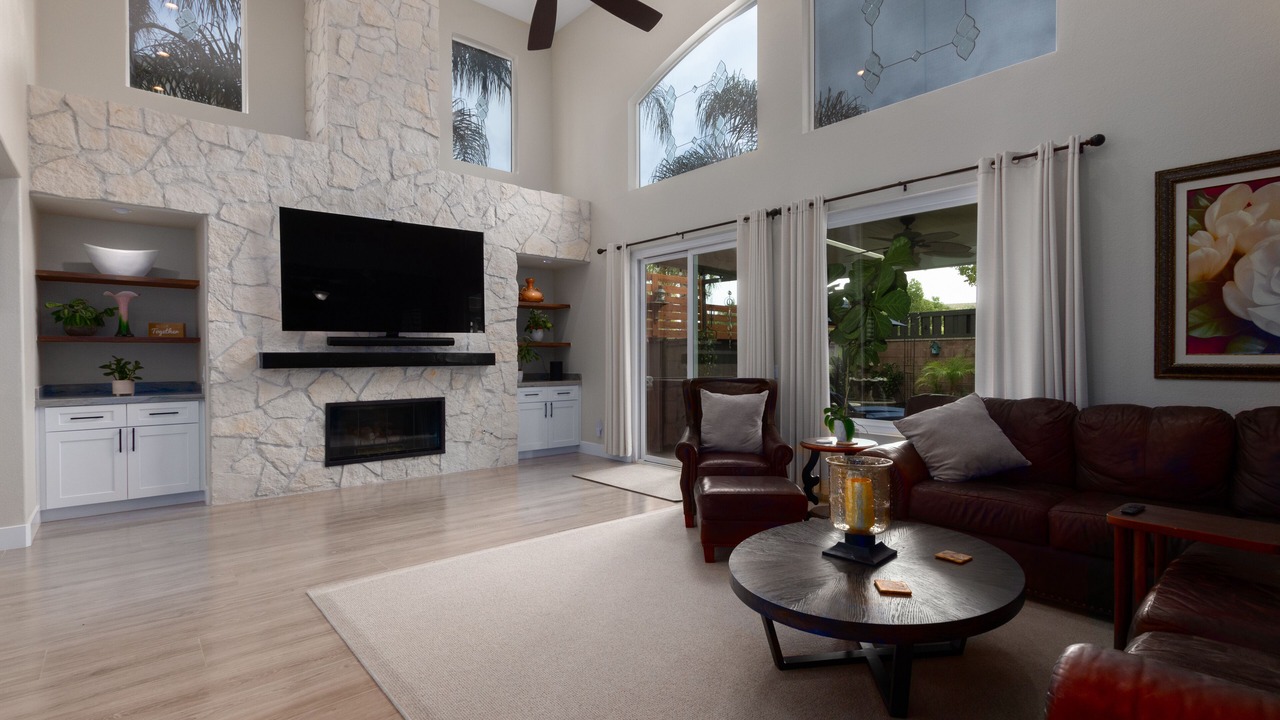 Photo of Livingroom in Murrieta Hot Springs
