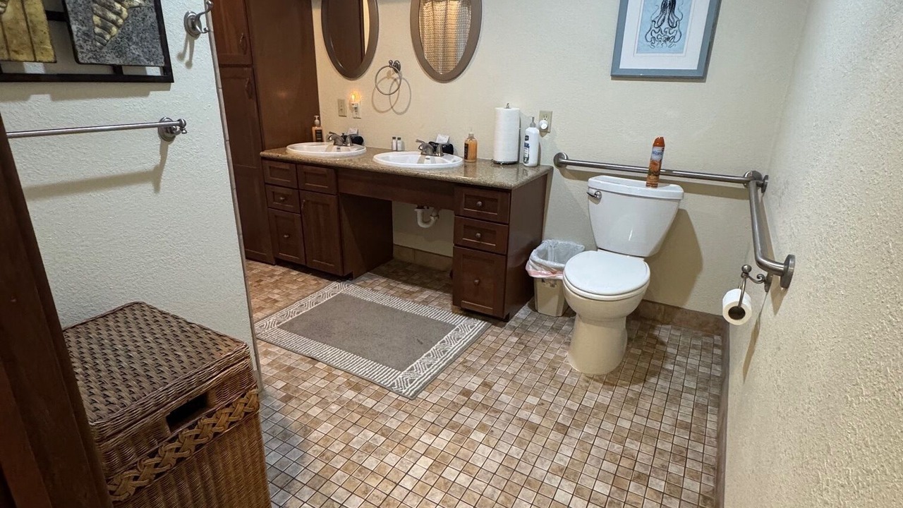 Photo of Bathroom in Cayucos