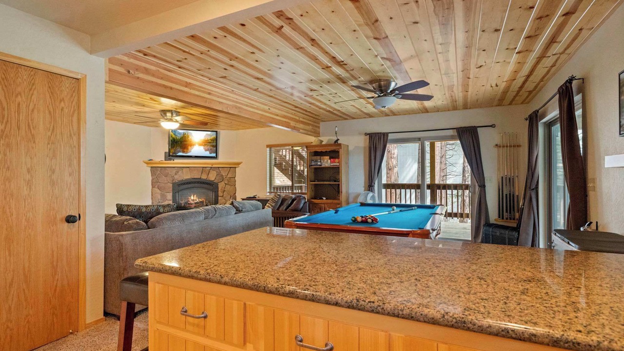 Photo of Livingroom in Cold Springs