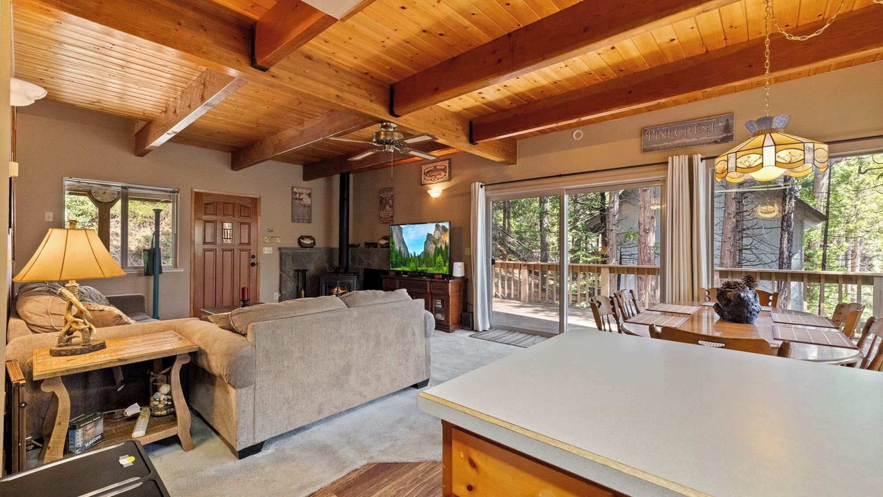 Photo of Livingroom in Cold Springs