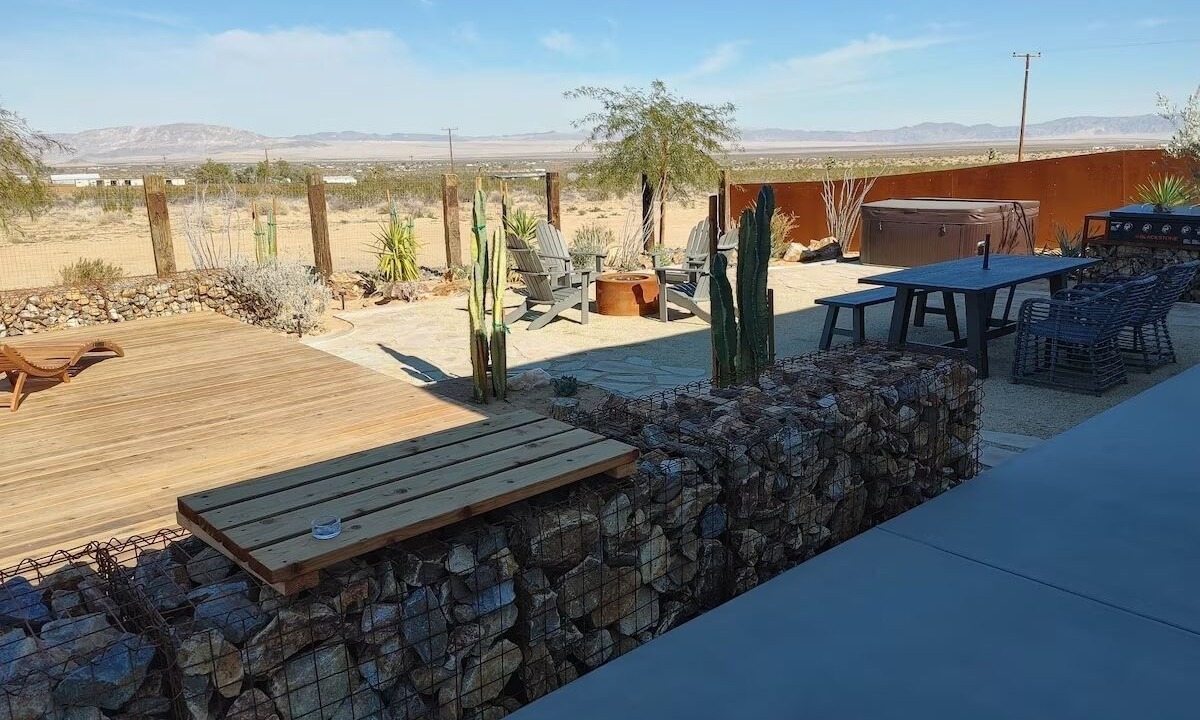 Photo of Outdoor in Landers