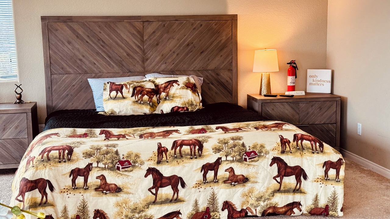Photo of Bedroom in San Diego Country Estates