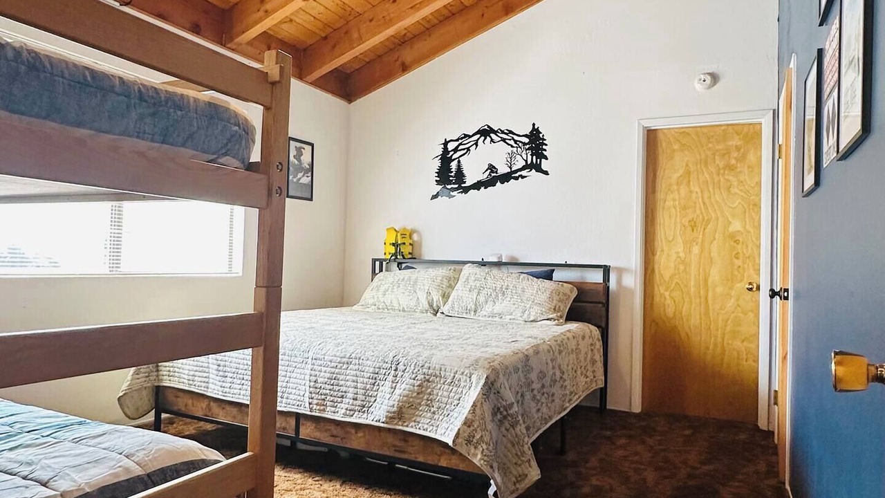 Photo of Bedroom in Mi-Wuk Village