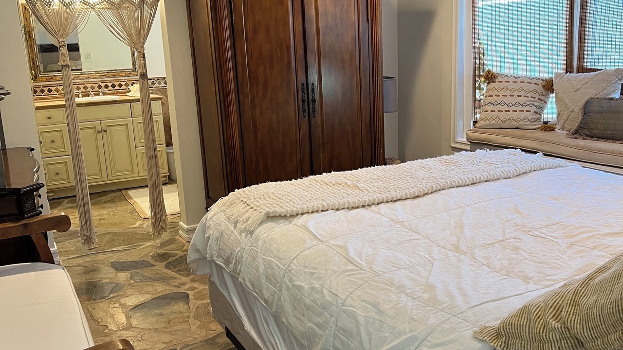 Photo of Bedroom in Corona del Mar