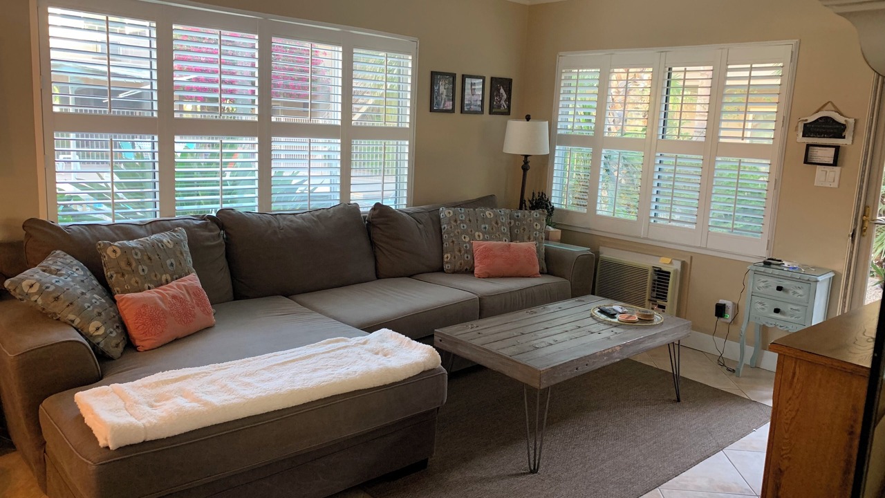 Photo of Livingroom in Canyon Corridor