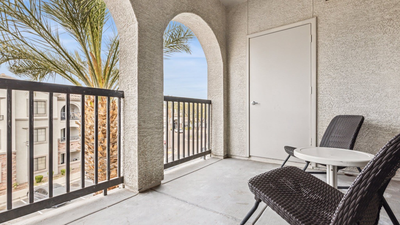 Photo of Patio Balcony in Glendale Sports and Entertainment District