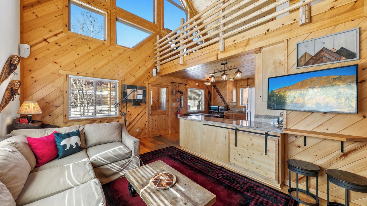 Photo of Bedroom in Mountain View Estates