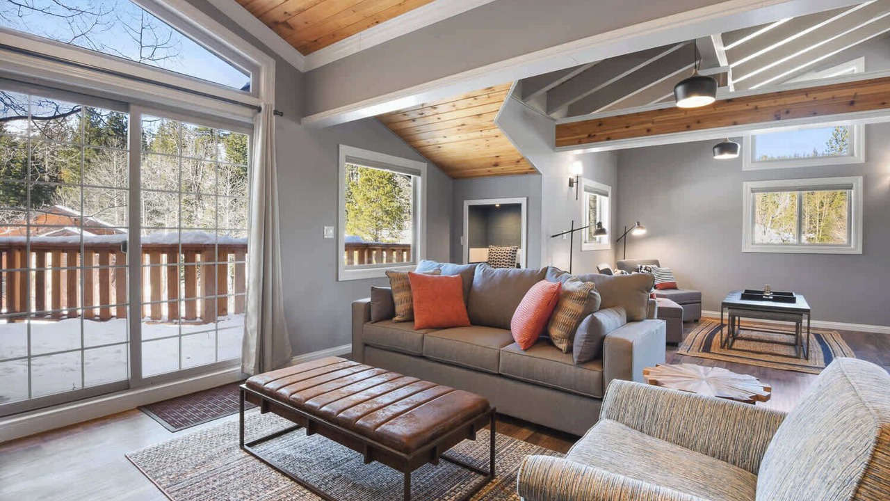 Photo of Livingroom in Alpine Meadows