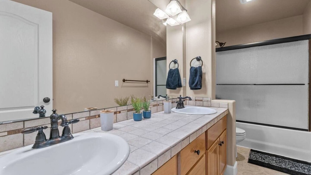 Photo of Bathroom in Old Farm District