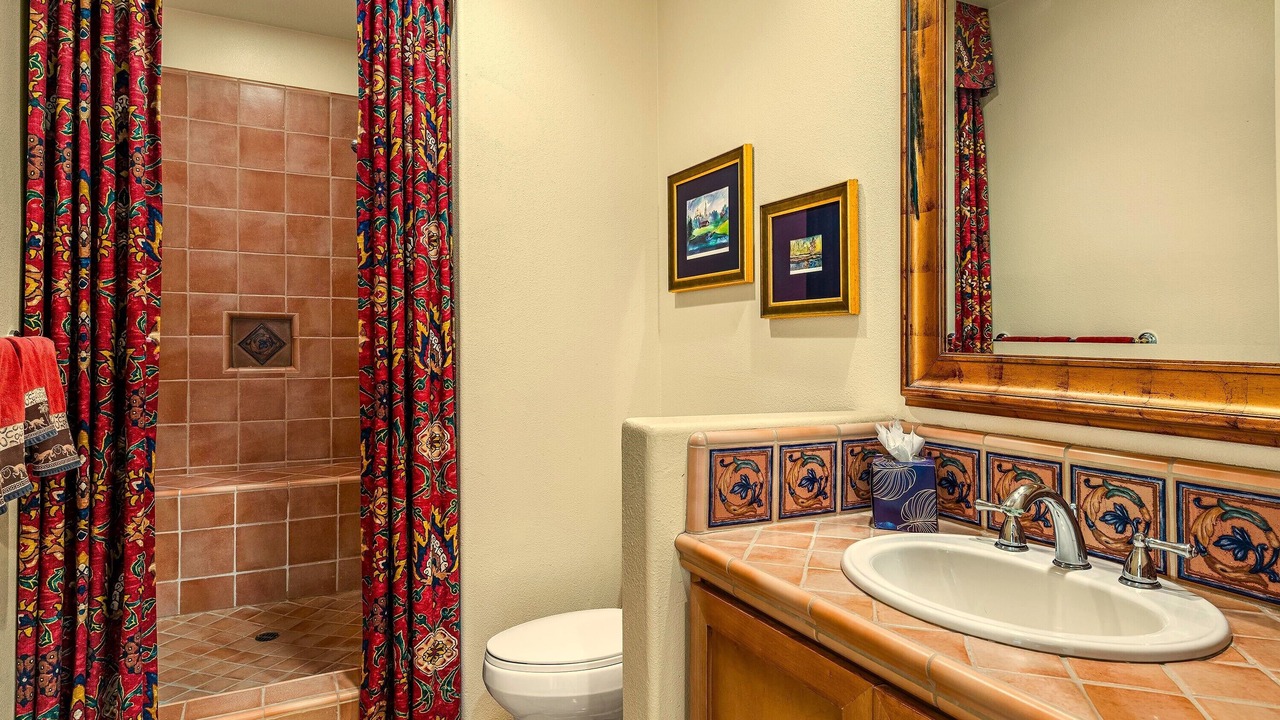 Photo of Bathroom in Sunrise Vista Chino