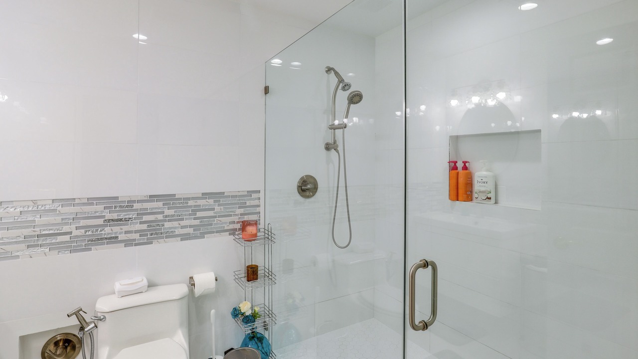 Photo of Bathroom in Sunrise Manor