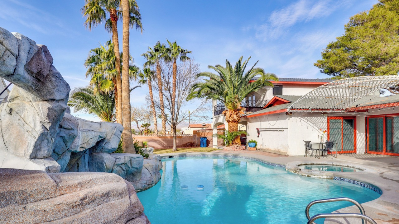 Photo of Outdoor in Sunrise Manor