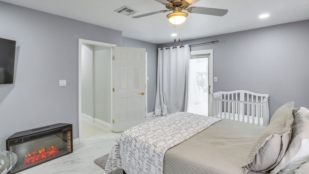 Photo of Bedroom in Sunrise Manor