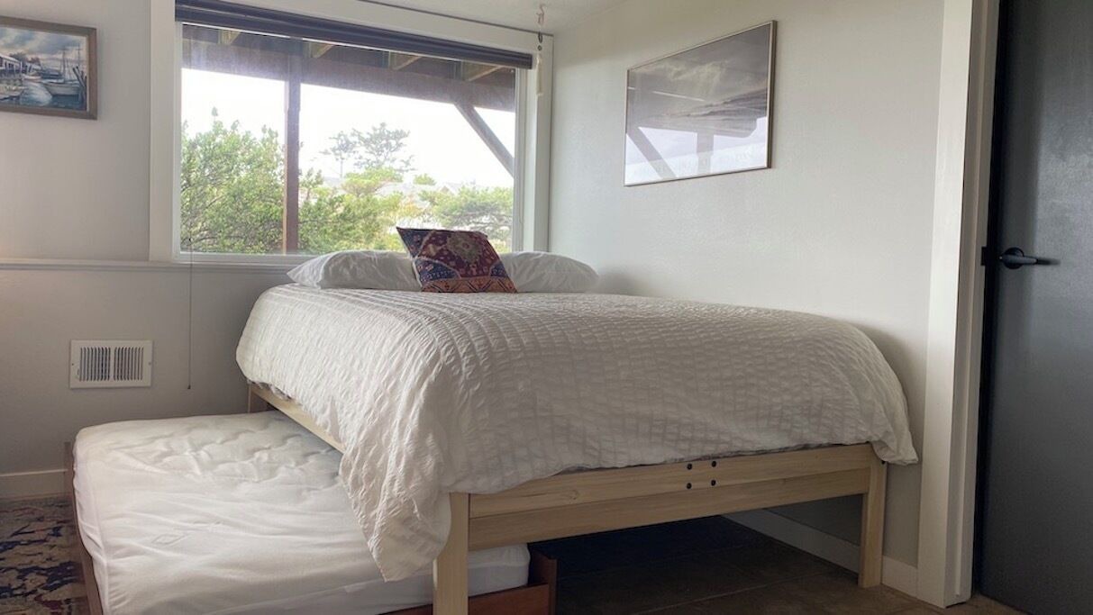 Photo of Bedroom in Bayshore