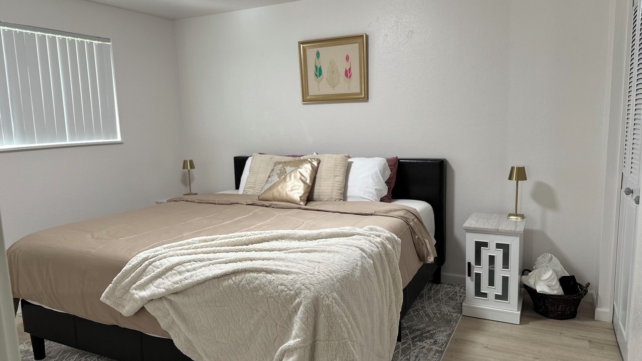 Photo of Bedroom in Central Oregon