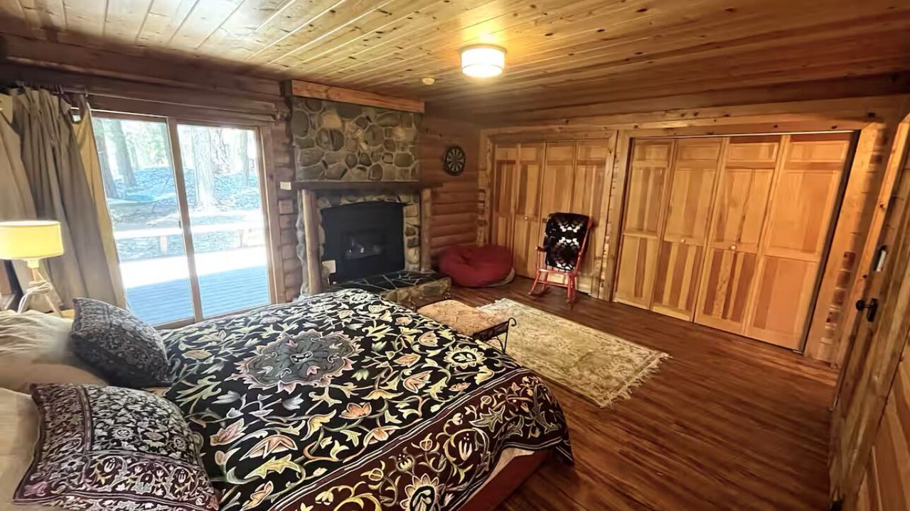 Photo of Bedroom in Tahoe Pines