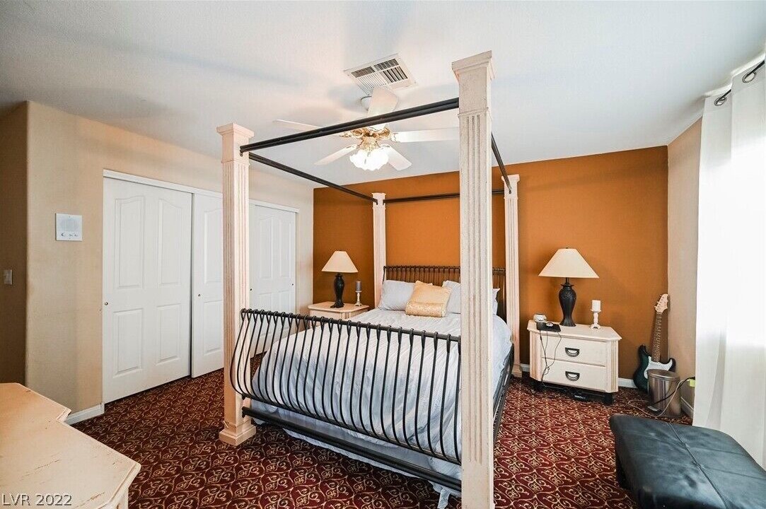 Photo of Bedroom in Sunrise Manor
