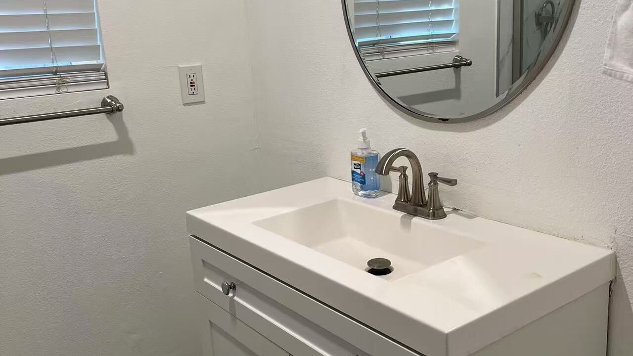 Photo of Bathroom in Baldwin Park
