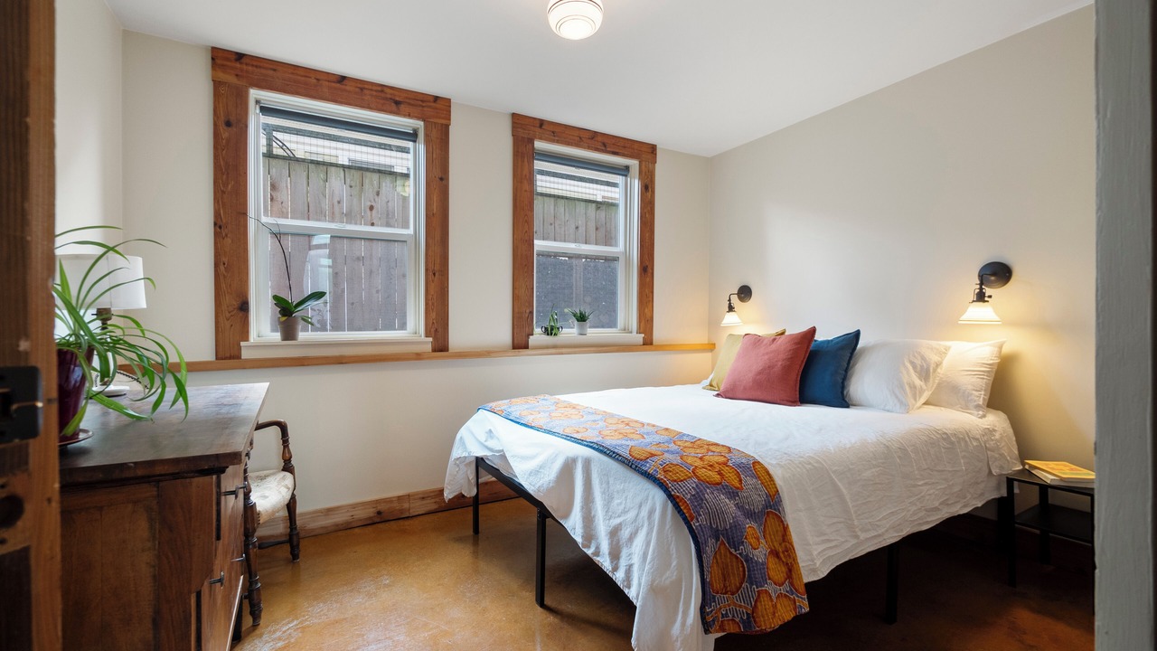 Photo of Bedroom in Mississippi District