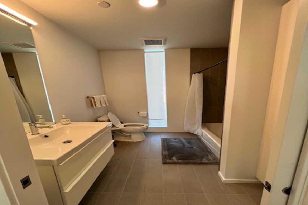 Photo of Bathroom in Land Park