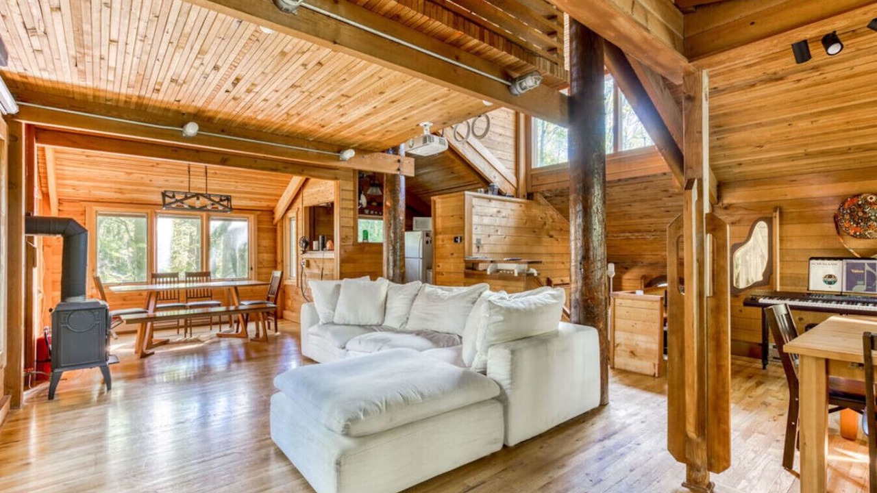Photo of Livingroom in Northwest Portland