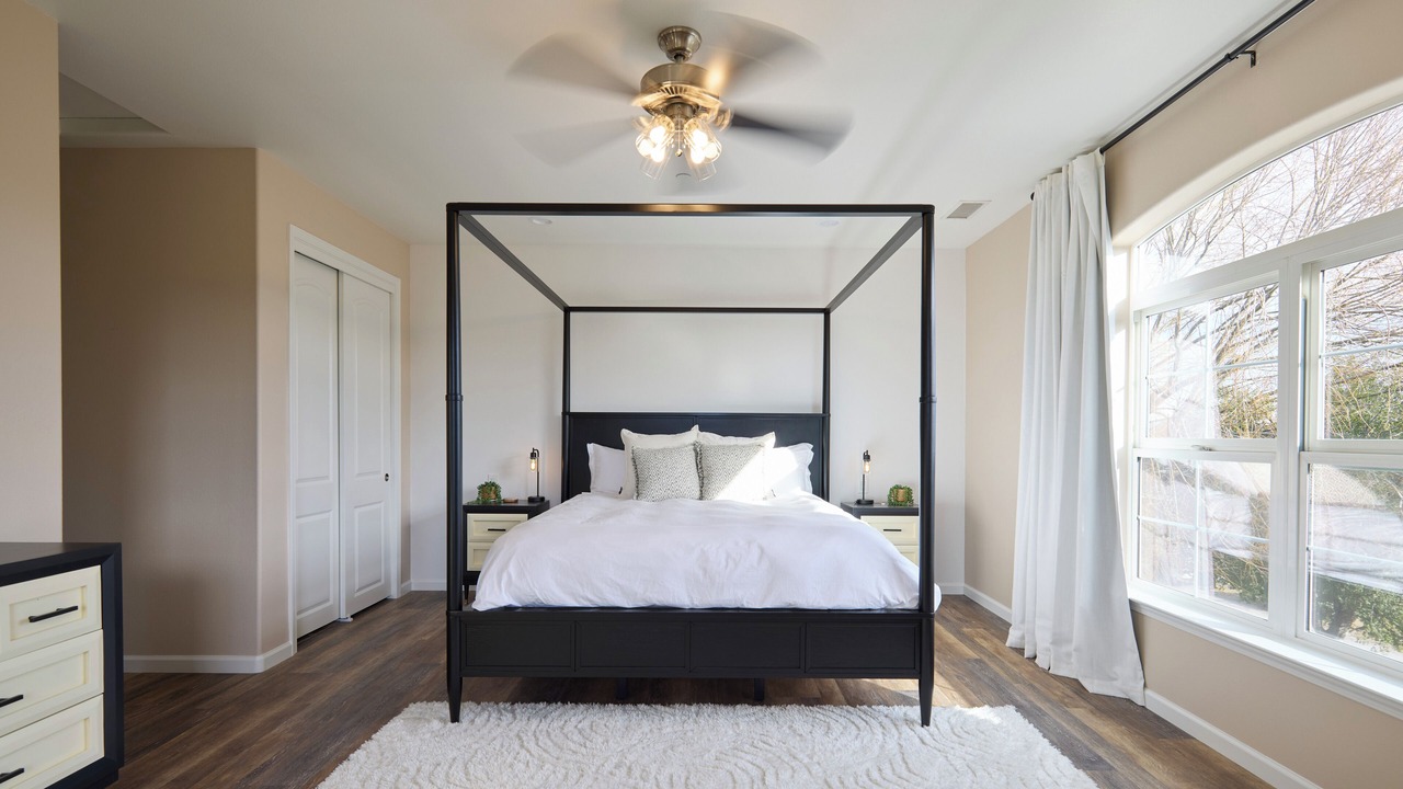 Photo of Bedroom in Templeton