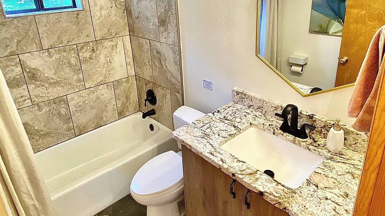 Photo of Bathroom in Veyo
