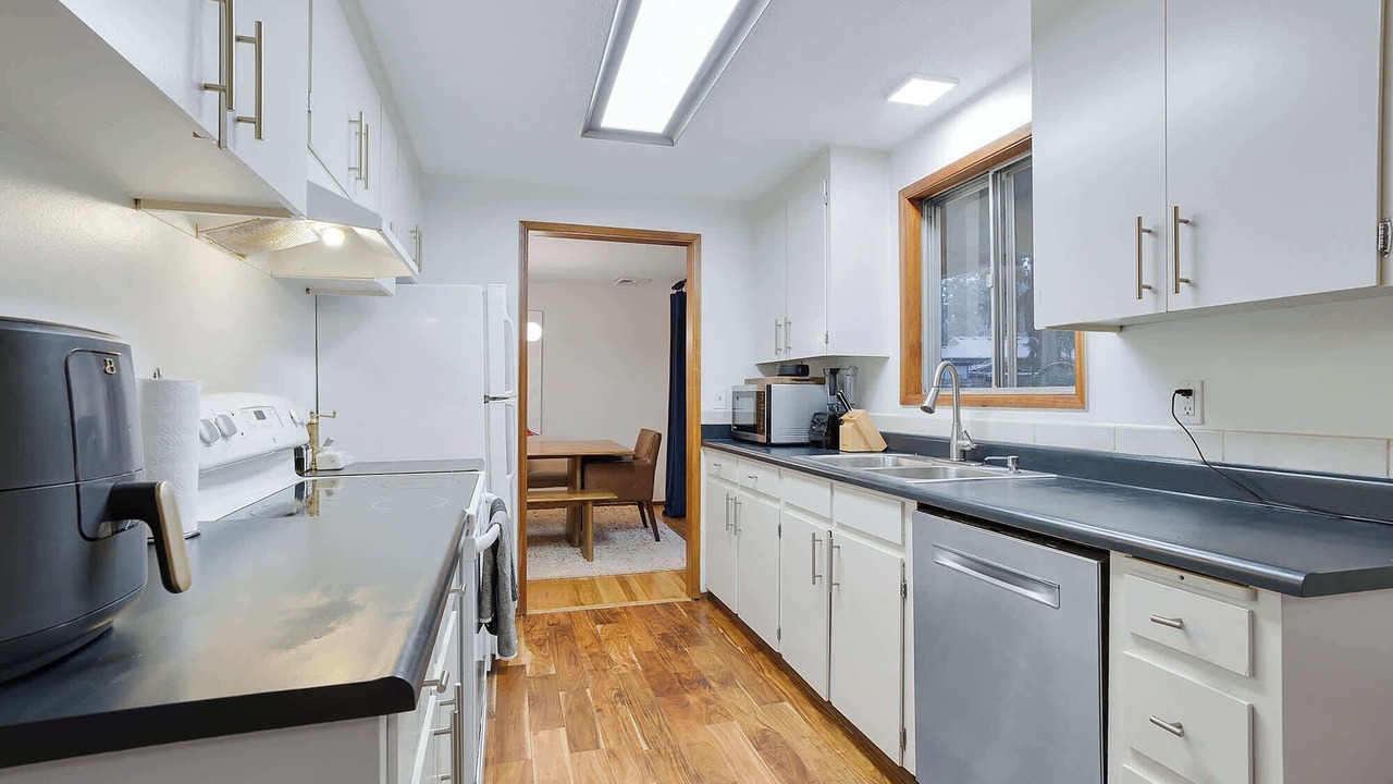 Photo of Kitchen in Lake Oswego