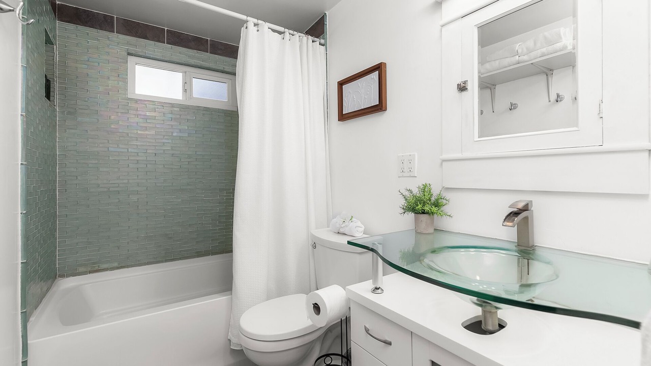 Photo of Bathroom in Ocean Beach