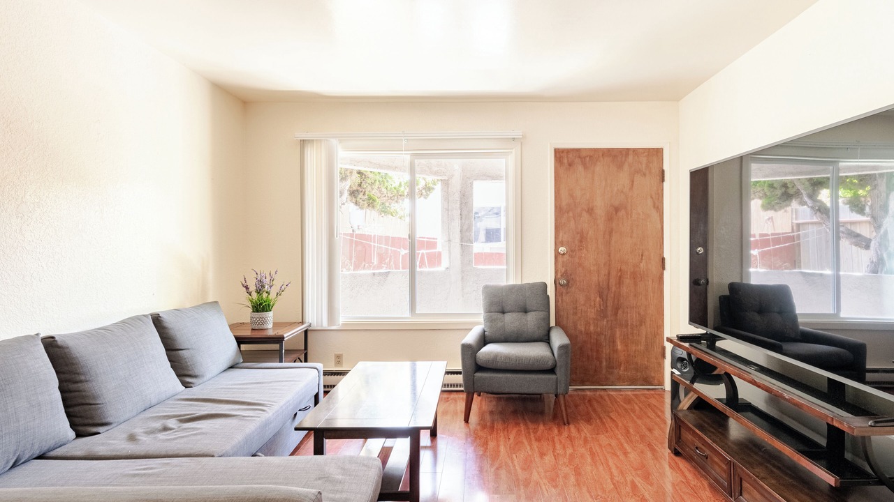 Photo of Livingroom in Albany
