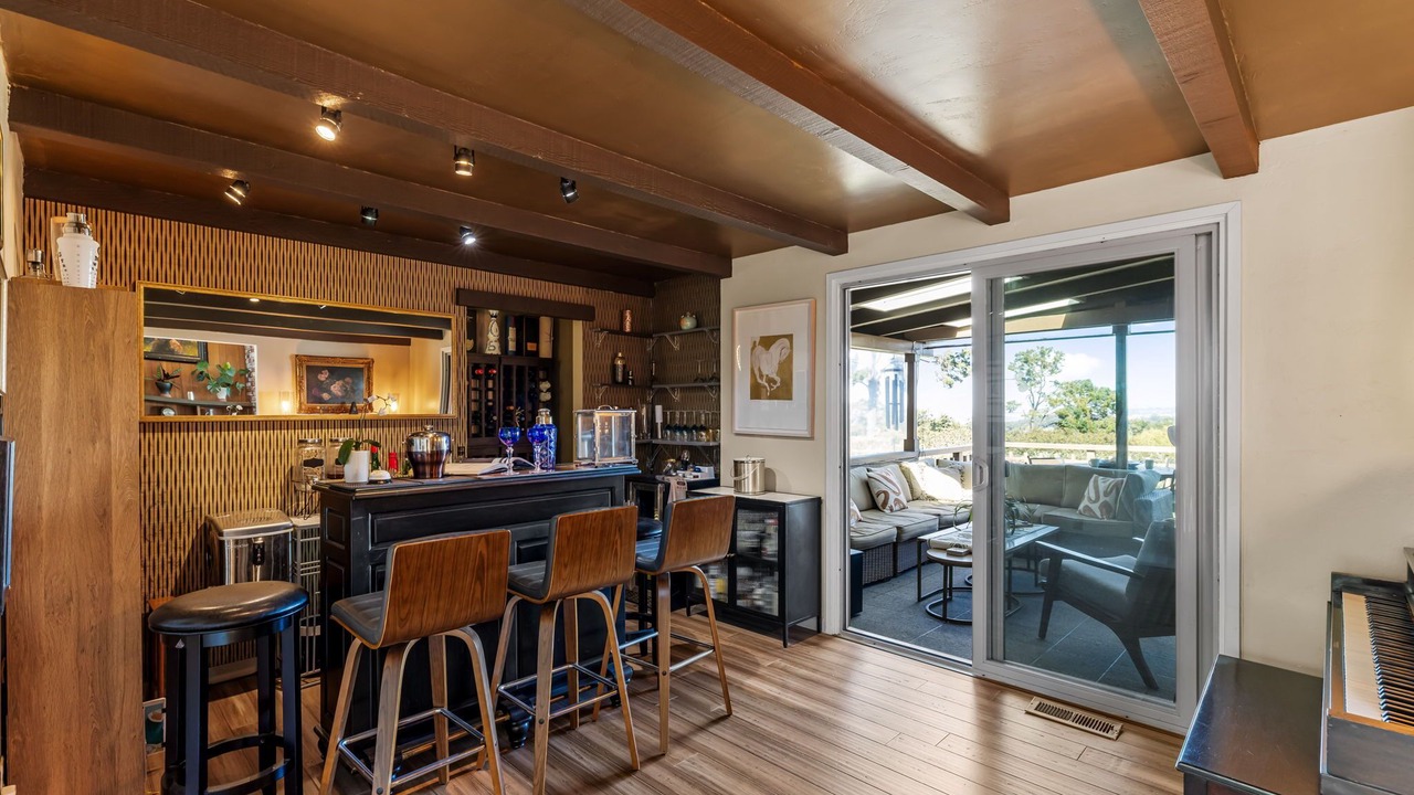 Photo of Bedroom in Monterey